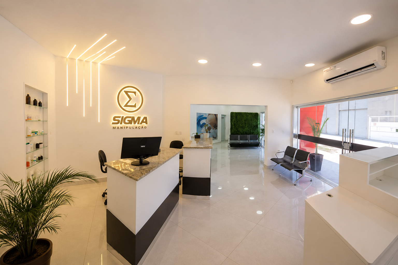 Interior e atendimento da Sigma Farmácia de Manipulação